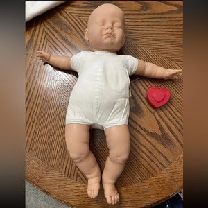 Berjusa heart to heart baby doll